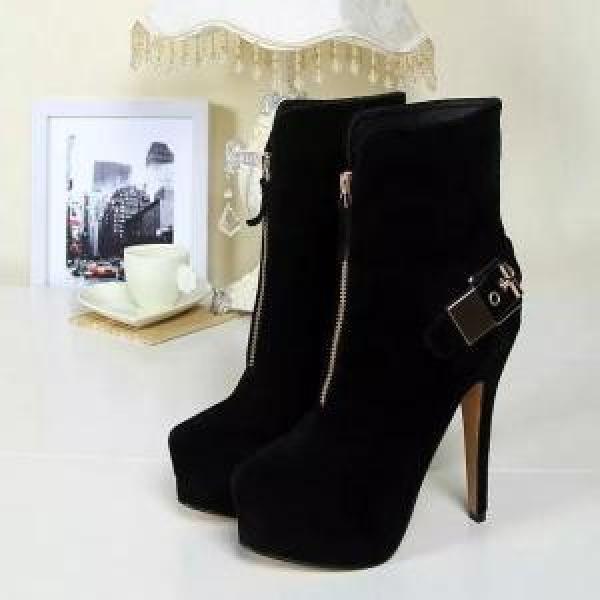 2026 特選 Giuseppe Zanotti ジュゼッペザノッティ ショートブーツ