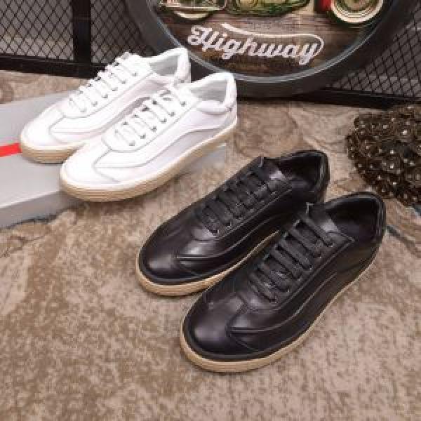高級感ある 人気定番2026プラダ PRADA フラットシューズ 2色可選