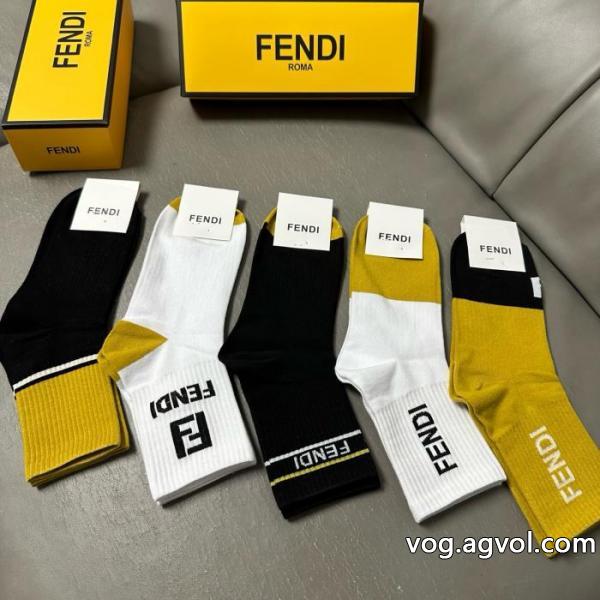 FENDIブランド レプリカ雑貨小物赤字価格 大人気発売中 ファション性の高い..