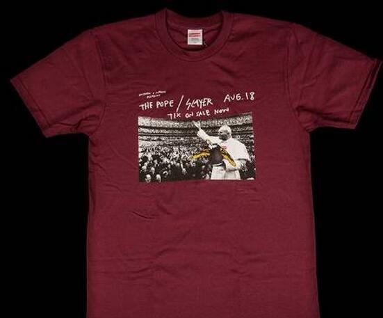 シンプルなデザイン　シュプリーム お肌に優しいTシャツ バーガンディ.