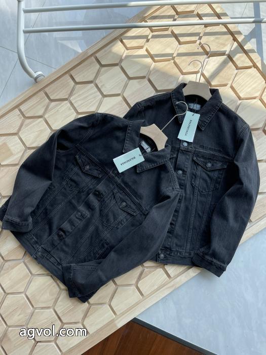 コートコピー ブランド 通販balenciaga少量再入荷 限定モデル シンプルなデザイン_0_2