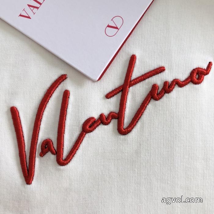 TシャツVALENTINOカジュアルに使える 人気爆発 大好評ブランド フェイク._0_2