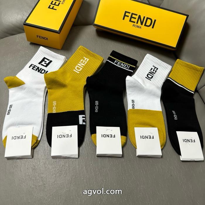 FENDIブランド レプリカ雑貨小物赤字価格 大人気発売中 ファション性の高い.._0_4