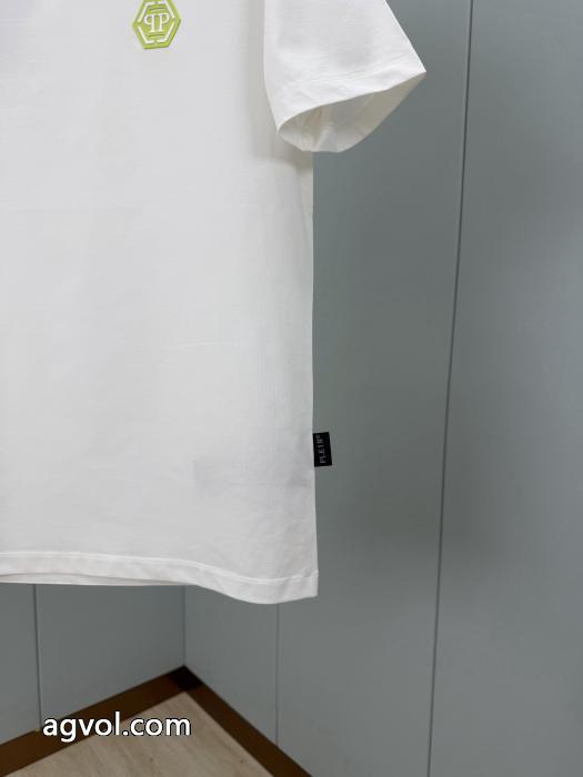 偽物 ブランド ショップ最安値お得 人気6万本突破 新色登場フィリッププレインTシャツ._0_4
