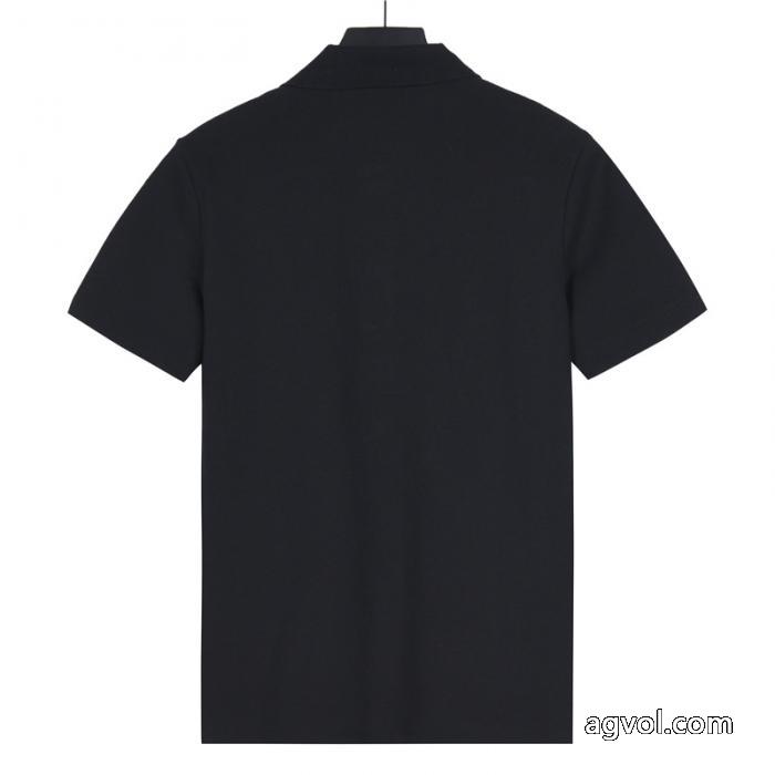 上品で美シルエット 大人のセンスを感じさせる  指輪半袖Tシャツブランド 偽物 激安 通販MONCLER_0_1