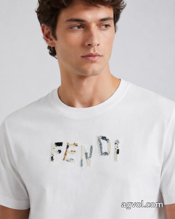 FENDI入荷予定 トップトレンド2026 少量入荷☆限定モデル半袖Tシャツブランド 偽物 通販_0_3