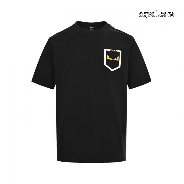 永遠の定番 最新☆大人気☆話題沸騰 大胆なデザインコピー 商品 通販FENDI半袖Tシャツ_0_3