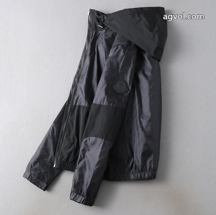 ブランド コピー  ジャケットMONCLER日本限定モデル 旬の気分を絶妙に 愛らしさ抜群！ _1_2