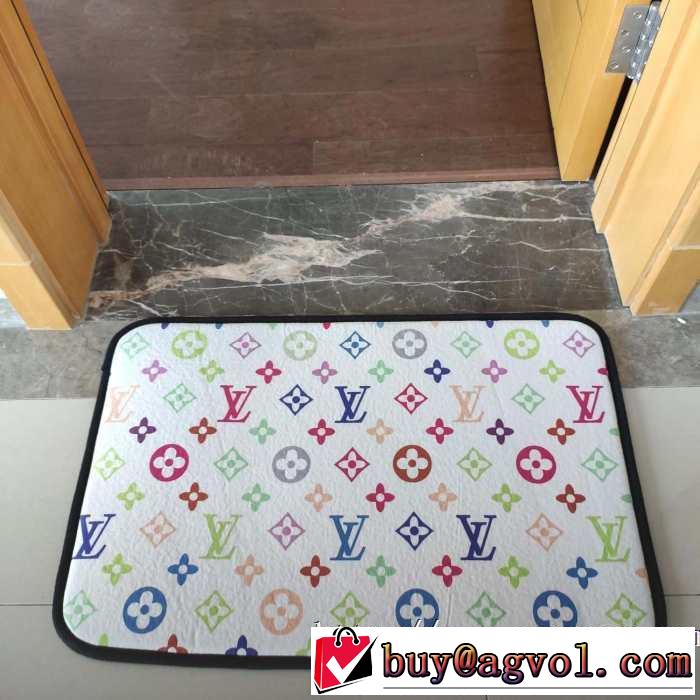 ルイ ヴィトン LOUIS VUITTON 肌触りの良さとお手入れのしやすさを両立 カーペット 2019年夏の一押しファッションアイテム