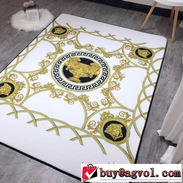 《2019年》今、注目のストリート ヴェルサーチVERSACE あなたにぴったりのタイプ ラグカーペット さらに抗菌防臭加工