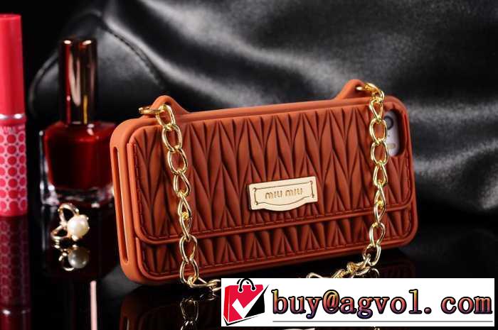 入手困難 2014 miumiu ミュウミュウiphone5/5s 専用携帯ケース 値下げ！ 