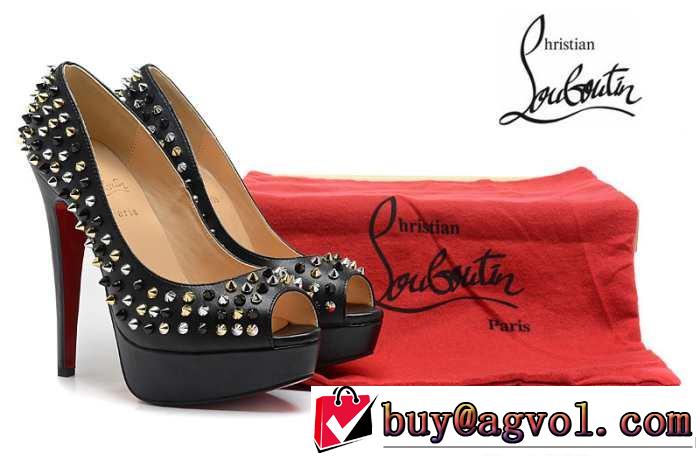 大人のおしゃれに 2014 christian louboutin クリスチャンルブタパンプス
