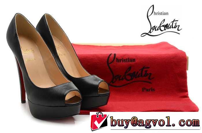 高級感演出 2014 christian louboutin クリスチャンルブタパンプス