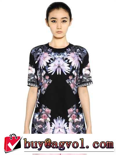 2014夏コーデにGIVENCHY ジバンシィ 半袖tシャツ