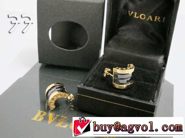 希少 2014春夏 bvlgari ブルガリピアス