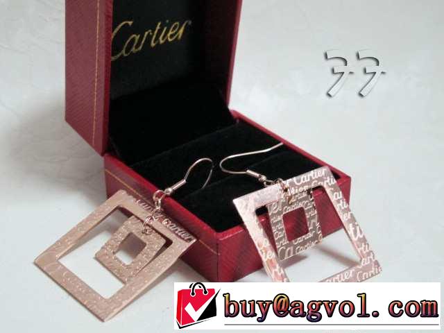 人気が爆発 2014春夏 cartier ブルガリピアス