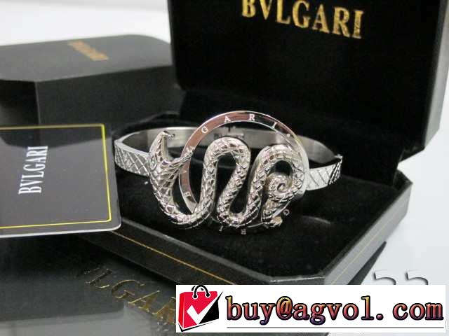 大人のおしゃれに 2014春夏 bvlgari ブルガリ バングル
