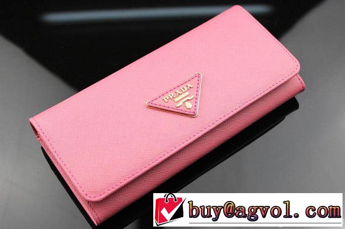  ◆モデル愛用◆ 2014 prada プラダース長財布