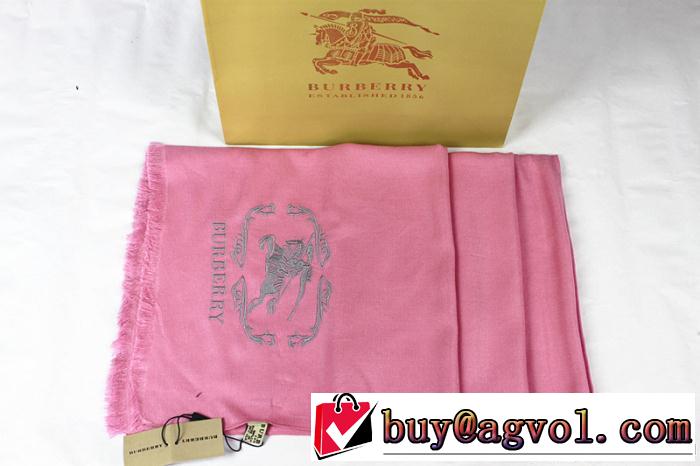 秋冬 2014 最旬アイテム burberry バーバリー 美品 おしゃれなマフラー 女性用
