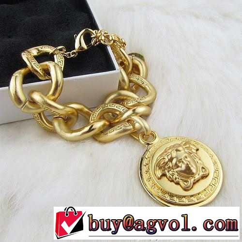 2015 versace ヴェルサーチ 超人気美品◆ ブレスレット 5104