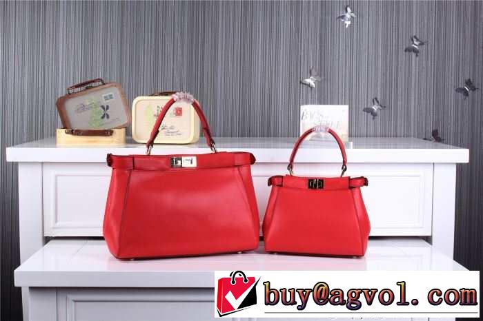 2015 fendi フェンディ ◆モデル愛用◆ レディースバッグ 8839