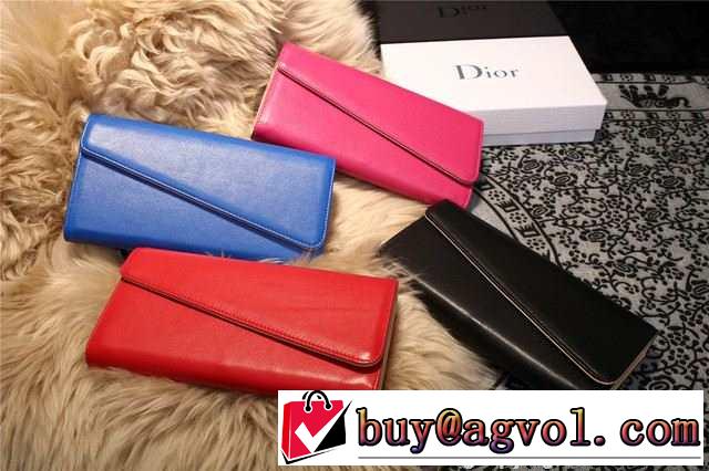 2015 ◆モデル愛用◆ dior ディオール レディース財布 スナップボタン式開閉 4色可選 m2202