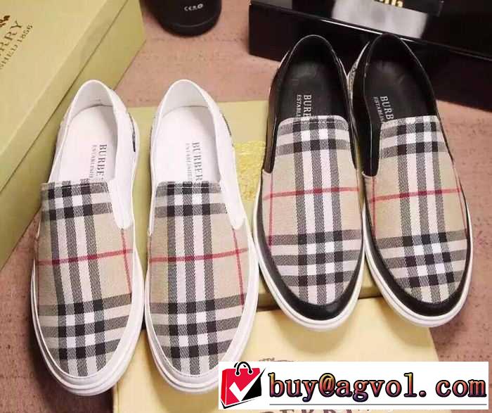 超レア 2016 バーバリー BURBERRY スリップオン 2色可選