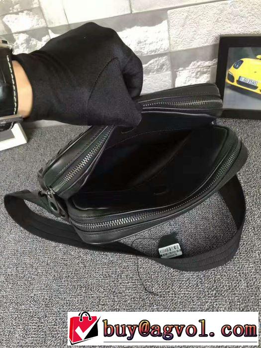 存在感を放つボッテガバッグコピーショルダーバッグBOTTEGA VENETAメンズ編み込みレザー