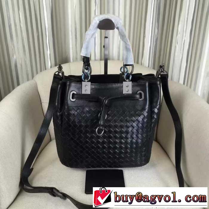 ◆モデル愛用◆ BOTTEGA VENETA  レディースバッグ 2017新作高級感ある 多色選択可 手持ち&ショルダー掛け