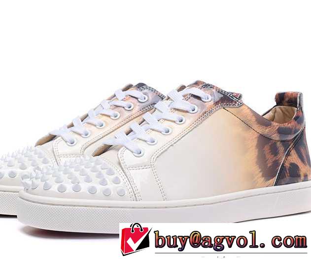 2017最新入荷クリスチャンルブタンHOT品質保証  CHRISTIAN LOUBOUTINフラットシューズ