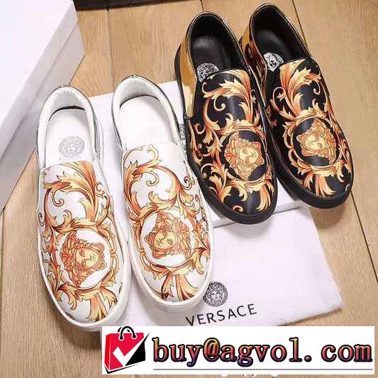  4色可選 魅力ファッション 2017 ヴェルサーチ VERSACE フラットシューズ 強力撥水加工