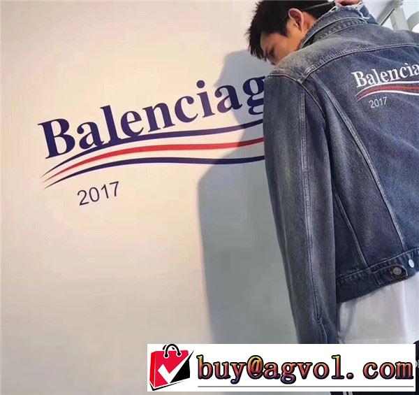 バレンシアガ BALENCIAGA ★安心★追跡付 高級感漂わせる 2017春夏