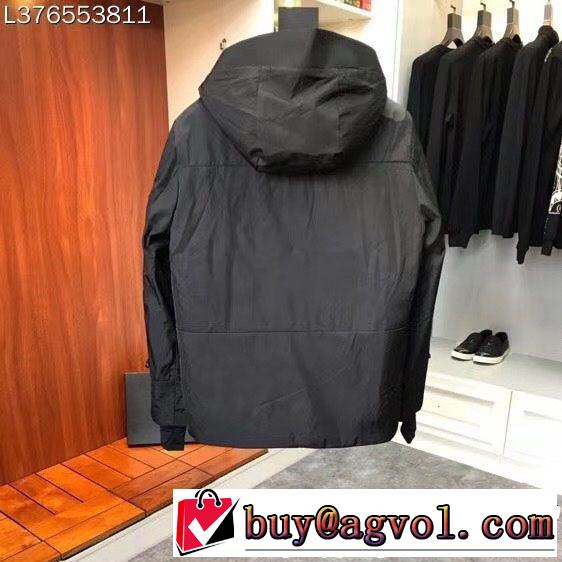 ダウンジャケット オススメ新作商品 MONCLER モンクレール 毎日でも使える人気商品 注目なアイテム