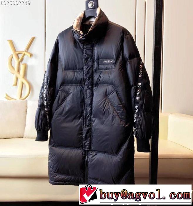 非常に人気の高い  MONCLER モンクレール ダウンジャケット ストリートで人気の高い