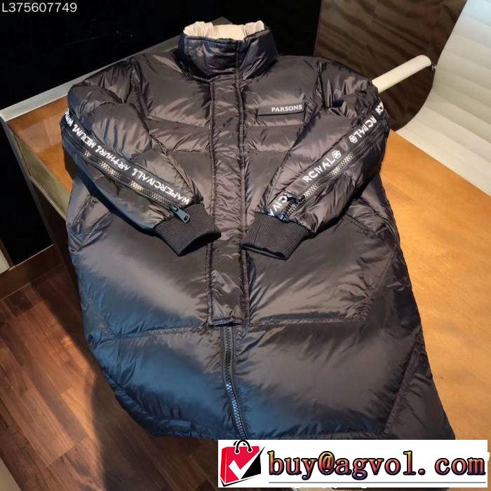 非常に人気の高い  MONCLER モンクレール ダウンジャケット ストリートで人気の高い