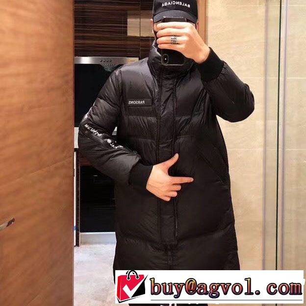 非常に人気の高い  MONCLER モンクレール ダウンジャケット ストリートで人気の高い