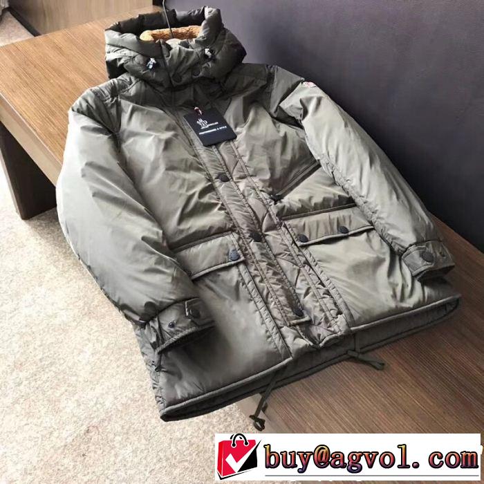 お得なレアアイテムが多数 非常に人気の高い  MONCLER モンクレール ダウンジャケット