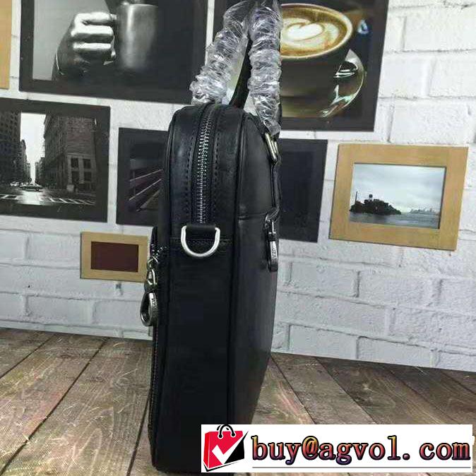 ファッションの最先端！アルマーニ 18ＳＳ美品 ARMANI 上品でファッション  ハンドバッグ 大流行中