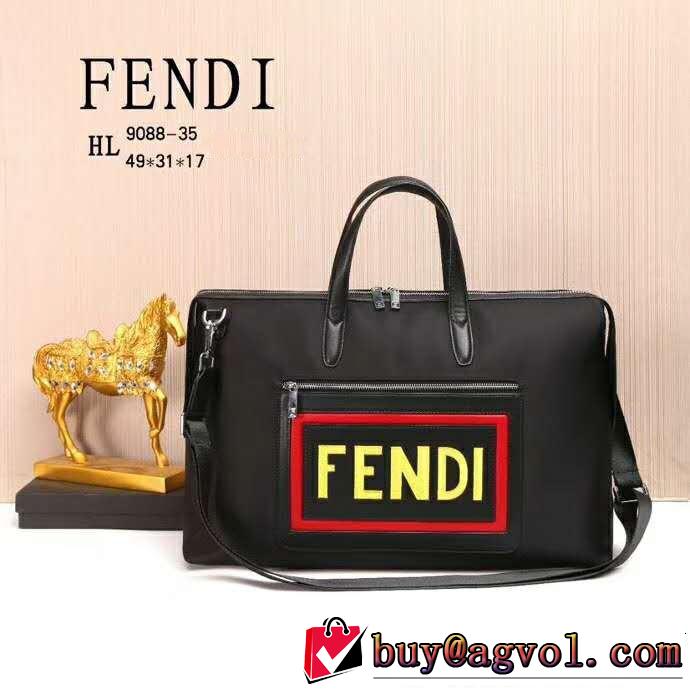 2018年人気満々のブランド フェンディ FENDI 話題の新作到着！ ショルダーバッグ