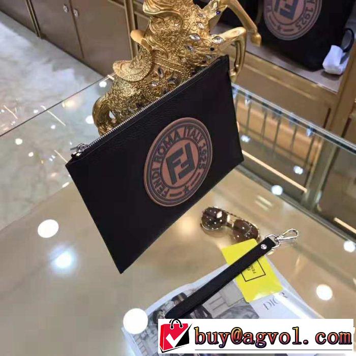 売れ筋 フェンディ高感度アイテム  FENDI ミックス感が溢れる ポーチ 最近人気一番！
