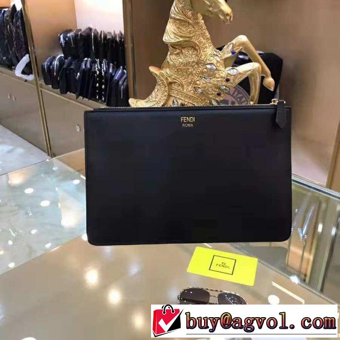 ポーチ 大人キレイめ フェンディ美品*入手困難 FENDI 今季大人気新作登場