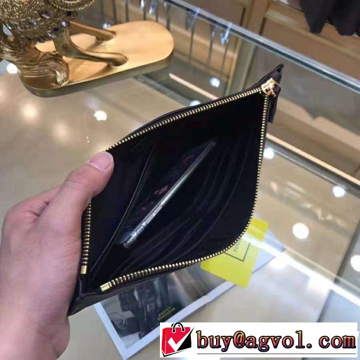 ポーチ 大人キレイめ フェンディ美品*入手困難 FENDI 今季大人気新作登場