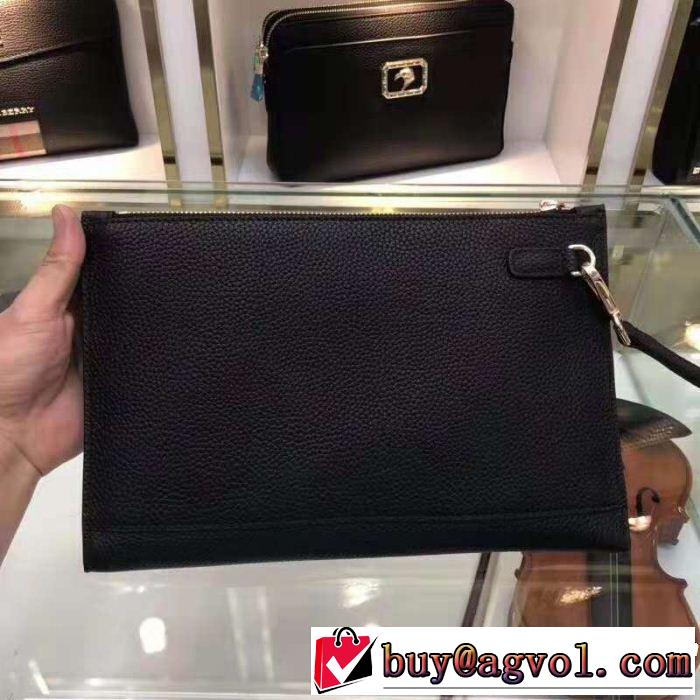 最終数量限り！ フェンディ注目美品  FENDI 欧米韓流 ポーチ海外先行発売！