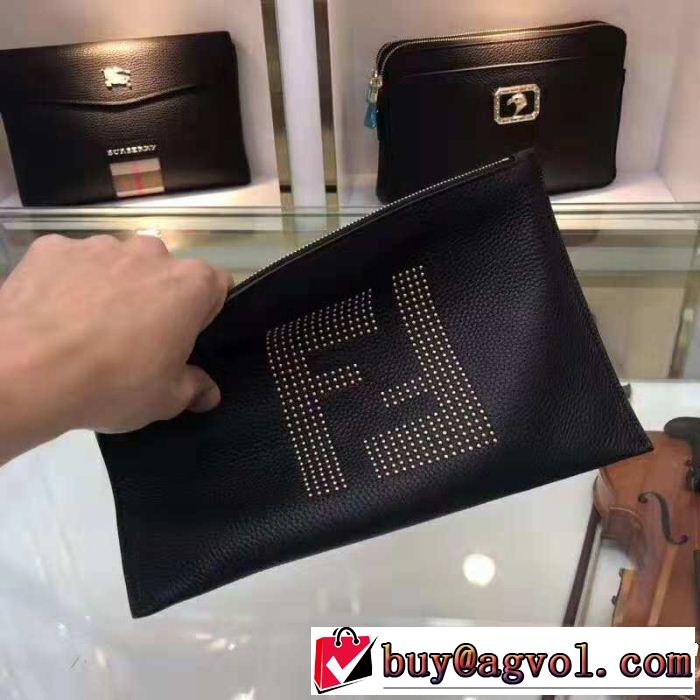最終数量限り！ フェンディ注目美品  FENDI 欧米韓流 ポーチ海外先行発売！