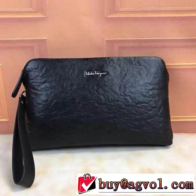  芸能人愛用 サルヴァトーレフェラガモ FERRAGAMO ファッションの最先端！ クラッチバッグ 流行っている