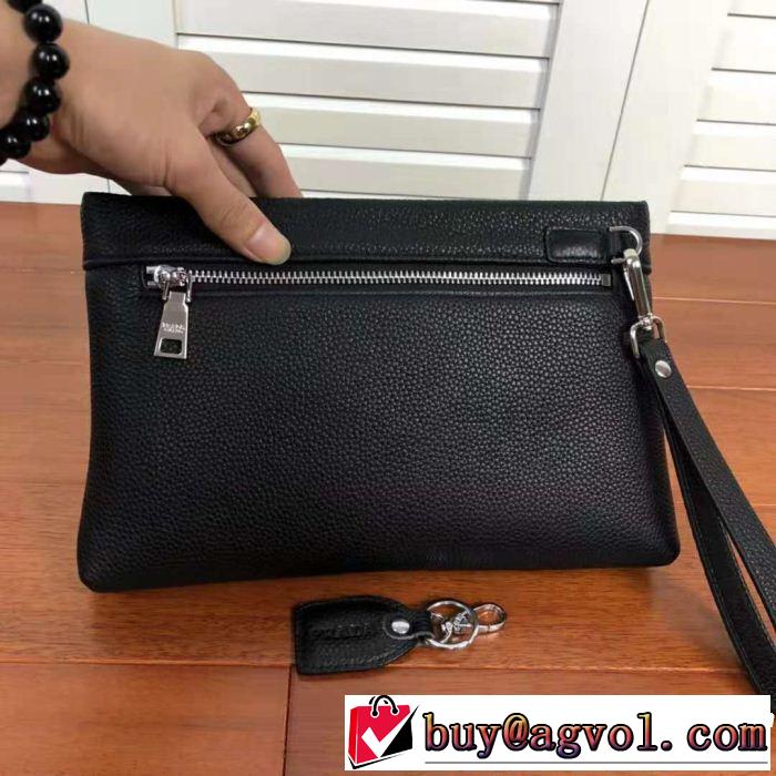 ファッショニスタ愛用 PRADA ポーチ 超目玉新作 プラダ2018年秋冬入荷 大人カジュアル