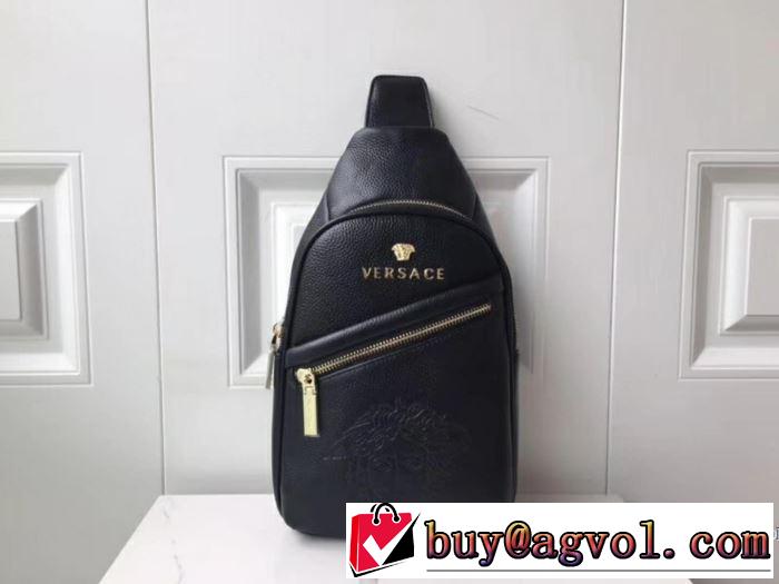 ヴェルサーチ VERSACE 2018大人のおしゃれに ボディバッグ
