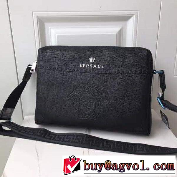 2018年秋冬入荷 ヴェルサーチ１着は持つべき VERSACE ボディバッグ流行っている