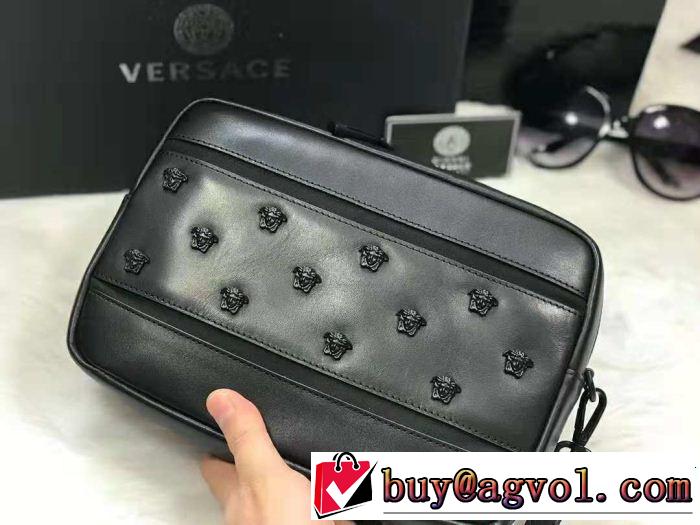  美品*入手困難 ヴェルサーチ最近人気一番！VERSACE ポーチ2018年秋冬入荷ユニークな