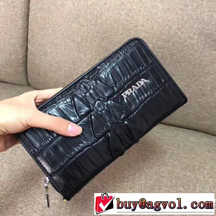 PRADA 2018年秋冬入荷 稀少*入手困難 今季爆発的な人気 財布 プラダ